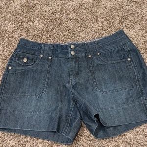 Women's denim shorts 8